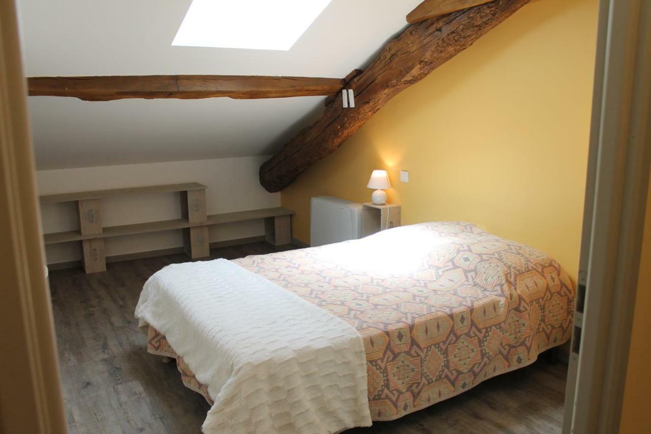 Gites Clodeguy No 2 Saint-Sylvestre-sur-Lot Экстерьер фото